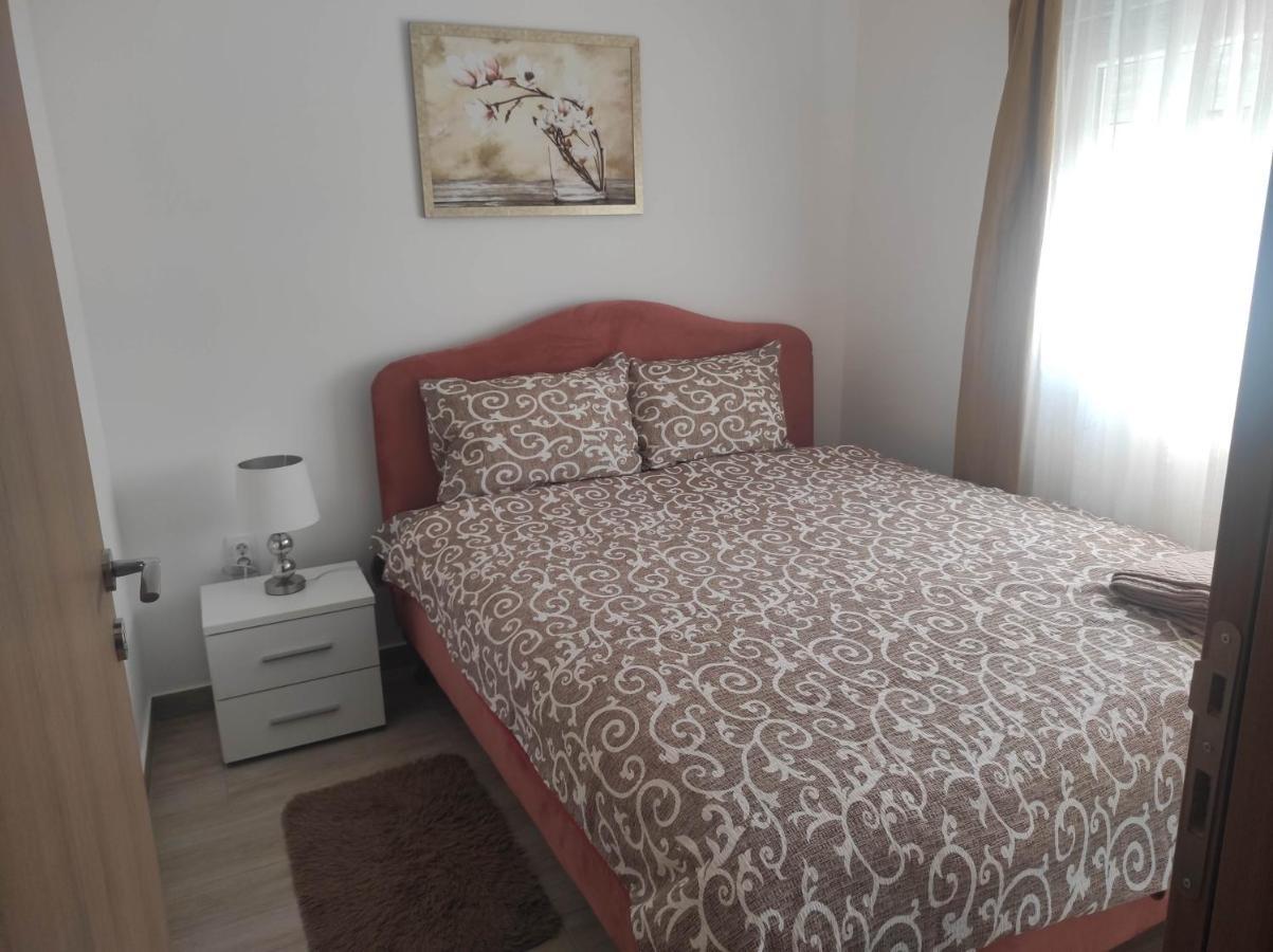 Andrea Airport Apartman *